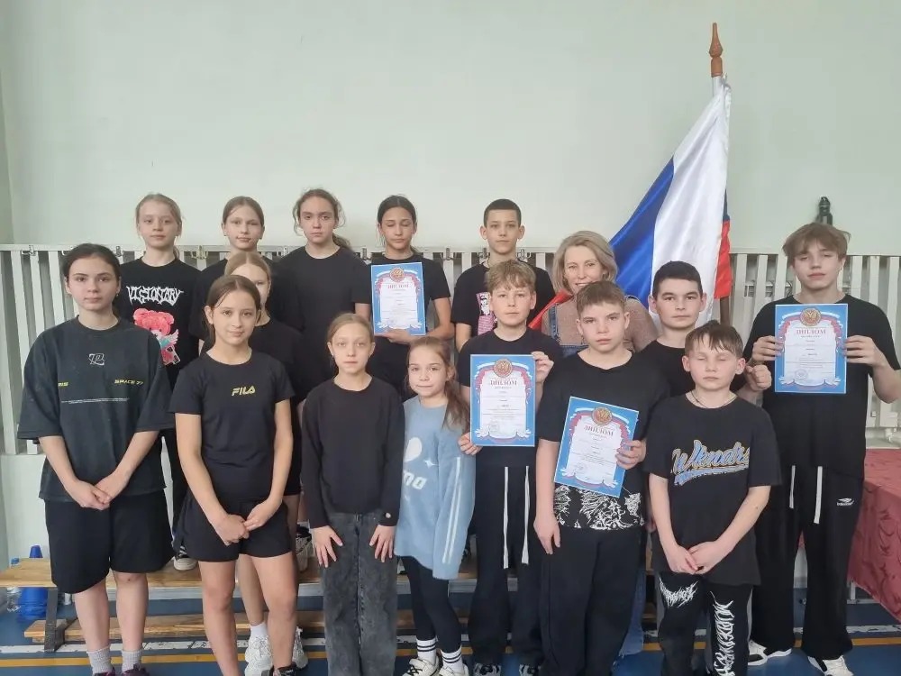 На базе МБОУ СОШ им. М. И. Калинина состоялся муниципальный этап соревнований «Президентские состязания».